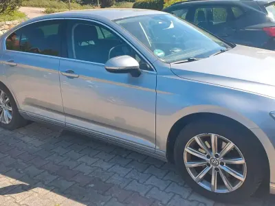 Gebraucht VW Passat Highline 179 PS (131 kW) 2018 Silber Limousine