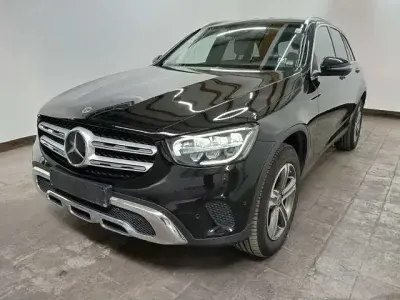Gebraucht Mercedes GLC300de Exclusive 194 PS (142 kW) 2022 Schwarz Limousine