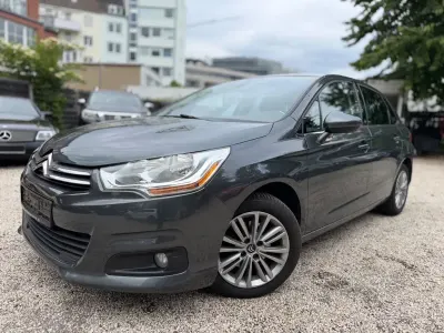 Gebraucht Citroën C4 Tendance 111 PS (81 kW) 2012 Grau Limousine