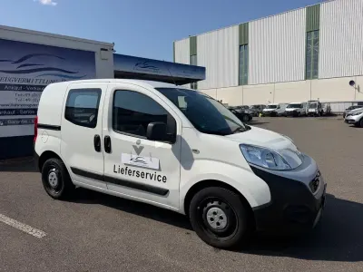 Gebraucht Fiat Fiorino 80 PS (58 kW) 2023 Weiß Van / Kleinbus