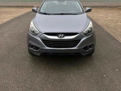 Usado Hyundai Tucson 136 HP (100 kW) 2013 Cinzento SUV