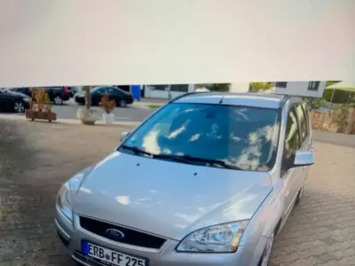 Gebraucht Ford Focus 101 PS (74 kW) 2007 Silber Kombi