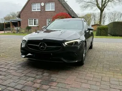 Gebraucht Mercedes C220 200 PS (147 kW) 2022 Grau Limousine