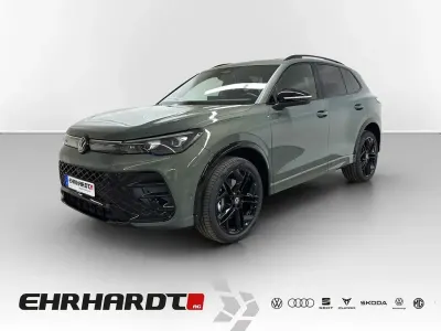 Neu VW Tiguan R-line 193 PS (141 kW) 2026 Cipressinogrün metallic SUV