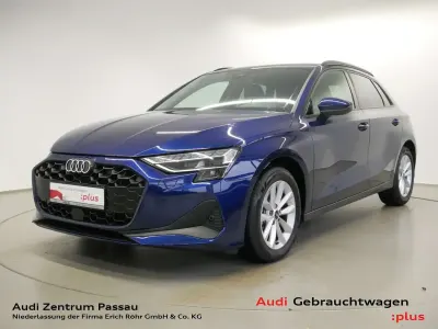 Gebraucht Audi A3 Ambiente 150 PS (110 kW) 2025 Blau (navarrablau) Limousine
