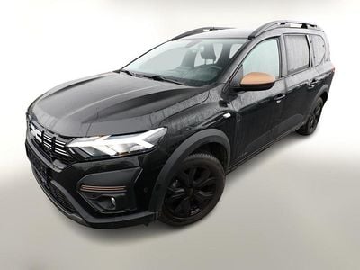 Noir nacre perleffekt Gebraucht 2024 Dacia Jogger Extreme Van / Kleinbus | 20.529 € (Fairer Preis)