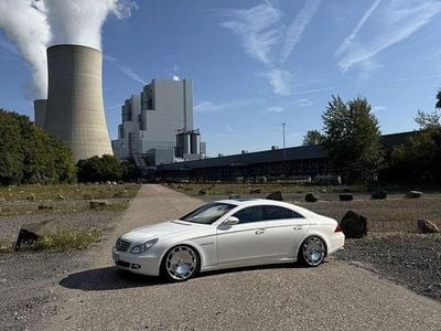 Gebraucht Mercedes CLS500 306 PS (225 kW) 2005 Weiß Limousine
