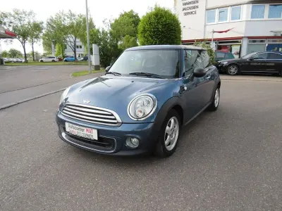 Gebraucht Mini ONE 98 PS (72 kW) 2011 Blau Kleinwagen