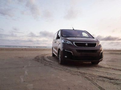 Gebraucht Peugeot Traveller Business-Line 177 PS (130 kW) 2021 Braun Van / Kleinbus