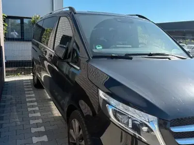 Usata Mercedes V300 Avantgarde 239 CV (175 kW) 2020 Monovolume