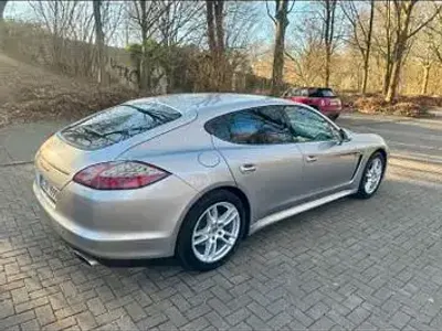 Gebraucht Porsche Panamera 4 299 PS (219 kW) 2010 Silber Kleinwagen