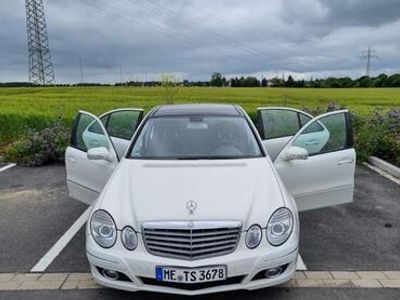 Mercedes E200