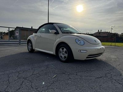 Gebraucht VW New Beetle Cabriolet 101 PS (74 kW) 2004 Weiß Cabrio