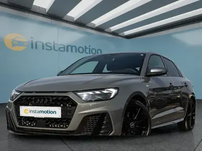 Gebraucht Audi A1 207 PS (152 kW) 2023 Grau SUV