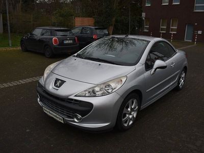 gebraucht Peugeot 207 CC Platinum*Klimaautomatik*SHZ*ALU*CD*