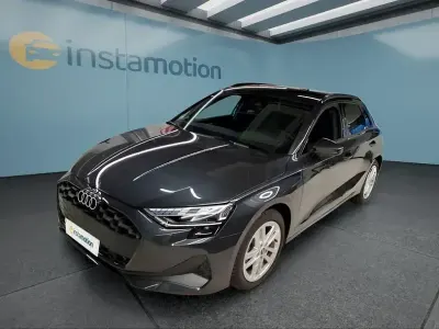 Gebraucht Audi A3 116 PS (85 kW) 2025 Grau Limousine