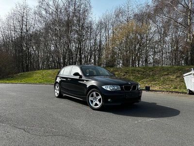 Gebraucht BMW 116 116 PS (85 kW) 2006 Schwarz Kleinwagen