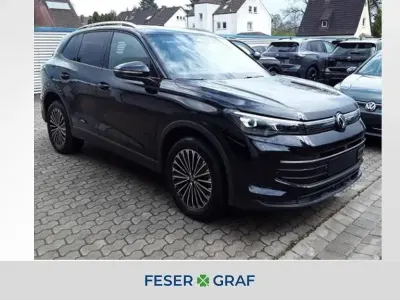 Gebraucht VW Tiguan Goal 193 PS (141 kW) 2024 Schwarz SUV