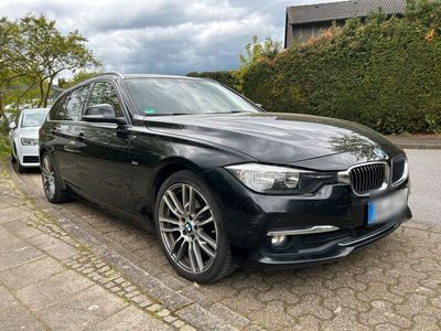 gebraucht BMW 318 d F31 Schwarz Luxury Line