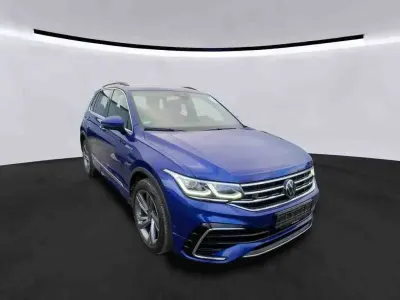 Usata VW Tiguan R-line 150 CV (110 kW) 2022 Blu SUV