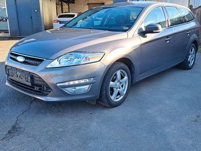 Gebraucht Ford Mondeo Trend 145 PS (106 kW) 2011 Braun Kombi