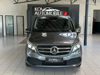 Gebraucht Mercedes V300 Avantgarde 237 PS (174 kW) 2023 Grau Van / Kleinbus