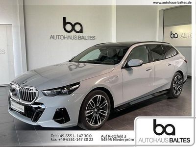 Gebraucht BMW 520 M Sport 197 PS (144 kW) 2025 Brooklyn grau met. Kombi