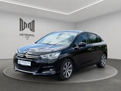 Używany Citroën C4 Shine 131 KM (96 kW) 2016 Czarny Sedan/Limuzyna
