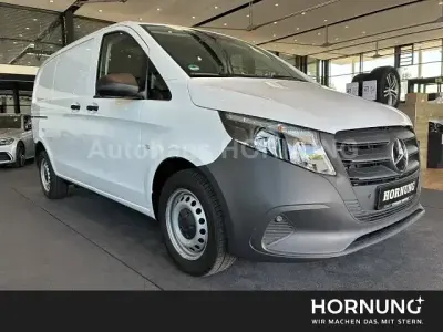 Gebraucht Mercedes Vito 136 PS (100 kW) 2026 Arktikweiß Van
