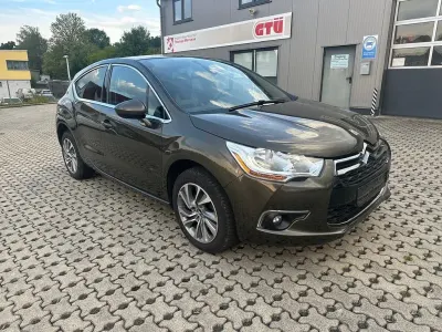Gebraucht Citroën DS4 So Chic 163 PS (119 kW) 2014 Braun Kleinwagen