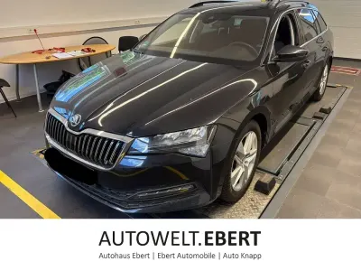 Gebraucht Skoda Superb Ambition 200 PS (147 kW) 2024 Schwarzmagic perleffekt Kombi