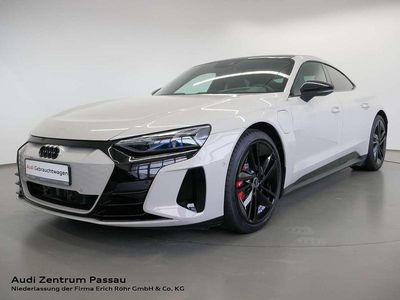 Beige Gebraucht 2024 Audi e-tron GT quattro Sport Limousine | 84.900 € (Teuer)