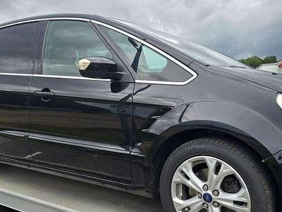 Gebraucht Ford S-MAX Titanium 160 PS (117 kW) 2013 Schwarz Van / Kleinbus