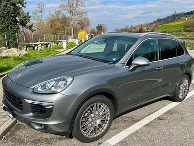 Usata Porsche Cayenne 262 CV (192 kW) 2016 Grigio SUV