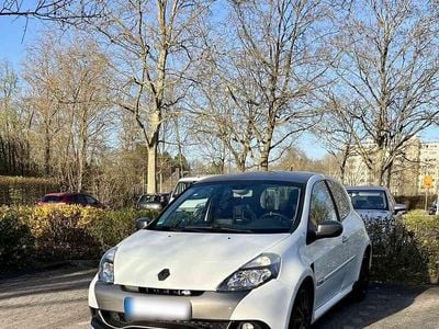 Brugt Renault Clio III R.S. 201 HK (147 kW) 2010 Hvid Sedan