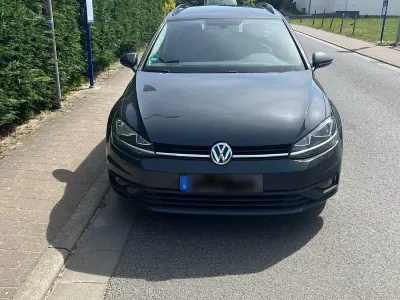 Second-hand VW Golf VII Trendline 116 CP (85 kW) 2018 Gri Break