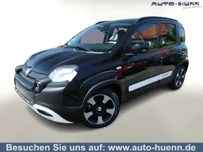 Neu Fiat Panda Cross Cross 65 PS (47 kW) 2026 Cinema schwarz Kleinwagen