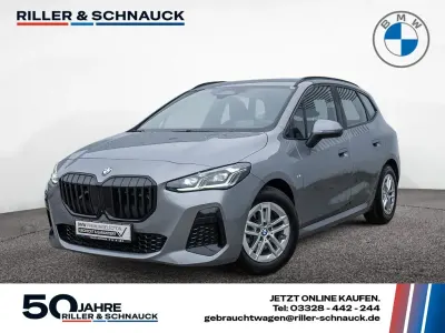 Gebraucht BMW 218 Active Tourer M Sport 136 PS (100 kW) 2024 Skyscraper grau Van / Kleinbus