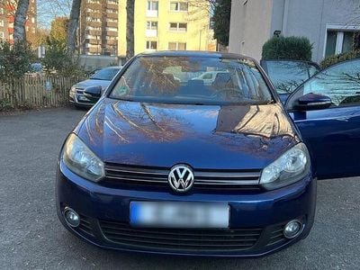 Usata VW Golf VII 105 CV (77 kW) 2012 Blu Utilitaria