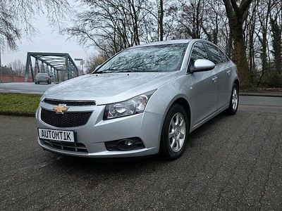 Gebraucht Chevrolet Cruze 163 PS (119 kW) 2012 Silber Limousine