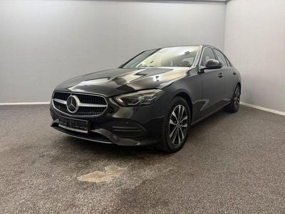 Gebraucht Mercedes C300e Avantgarde 204 PS (150 kW) 2022 Schwarz Limousine