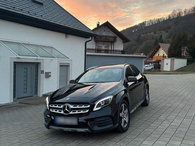 Gebraucht Mercedes GLA180 AMG line 122 PS (89 kW) 2018 Schwarz SUV