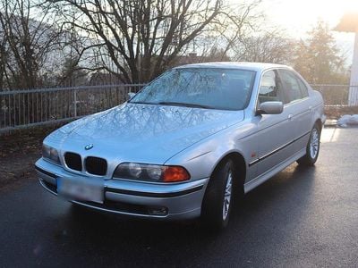 Silber Gebraucht 1998 BMW 520 Limousine | 7.499 €