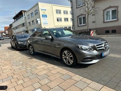 Gebraucht Mercedes E220 170 PS (125 kW) 2015 Grau Limousine