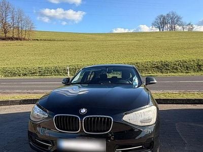 Second-hand BMW 120 Sport Line 184 CP (135 kW) 2014 Negru Hatchback