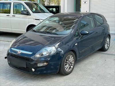 Gebraucht Fiat Punto 75 PS (55 kW) 2012 Schwarz Kleinwagen