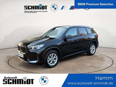Saphirschwarz metallic Gebraucht 2024 BMW X1 xLine SUV | 39.890 € (Superpreis)
