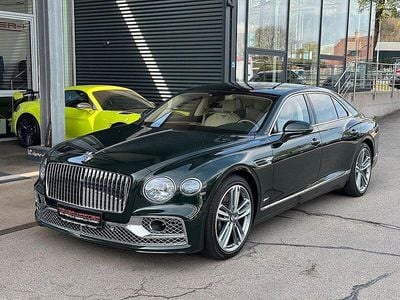 Usata Bentley Flying Spur 416 CV (305 kW) 2022 Verde Berlina
