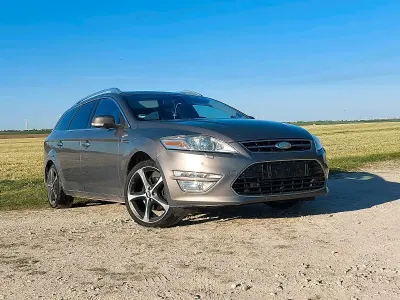 Gebraucht Ford Mondeo 140 PS (102 kW) 2011 Grau Kombi