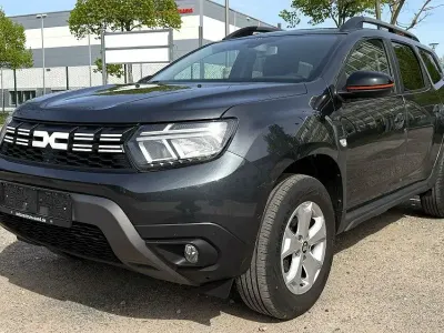 Gebraucht Dacia Duster Extreme 150 PS (110 kW) 2023 Grau SUV